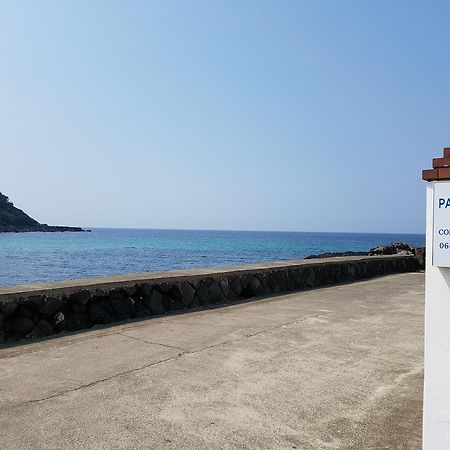 Park Beach Hotel Jeju Bagian luar foto