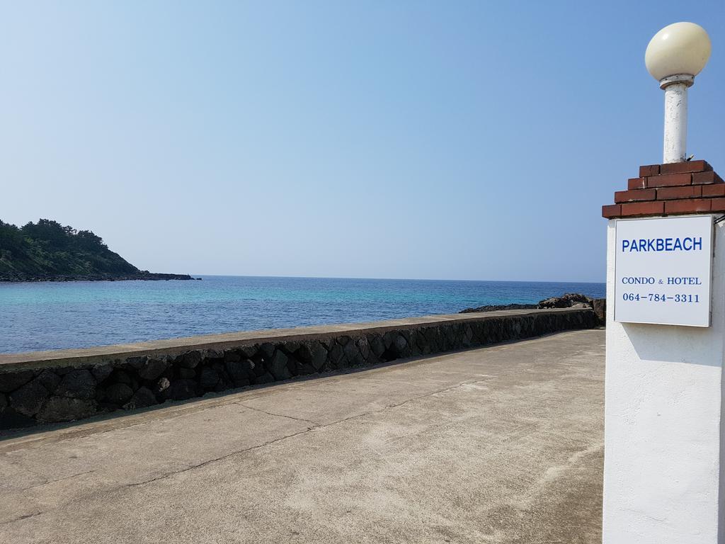 Park Beach Hotel Jeju Bagian luar foto
