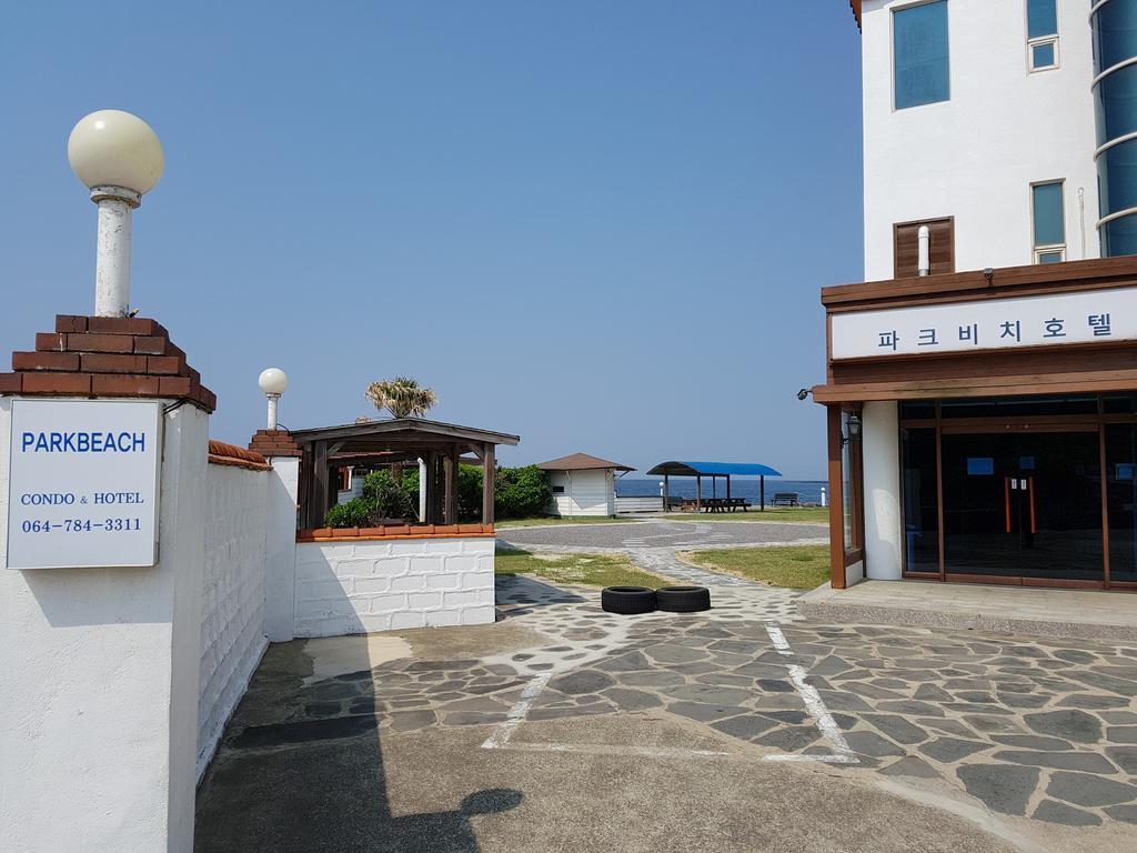 Park Beach Hotel Jeju Bagian luar foto