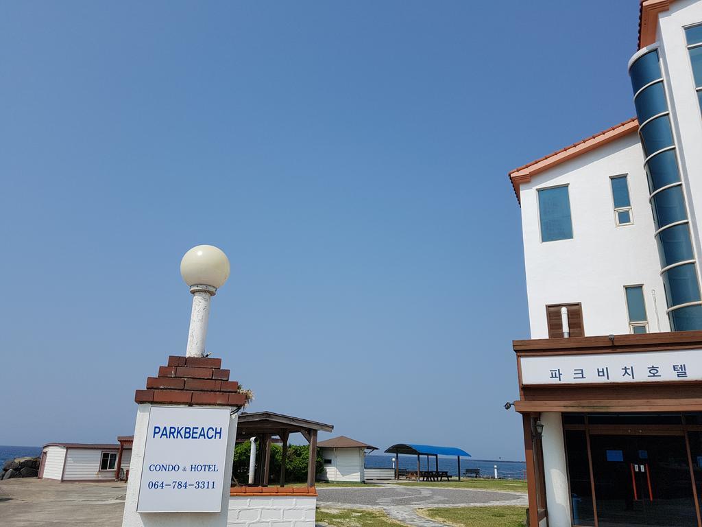 Park Beach Hotel Jeju Bagian luar foto